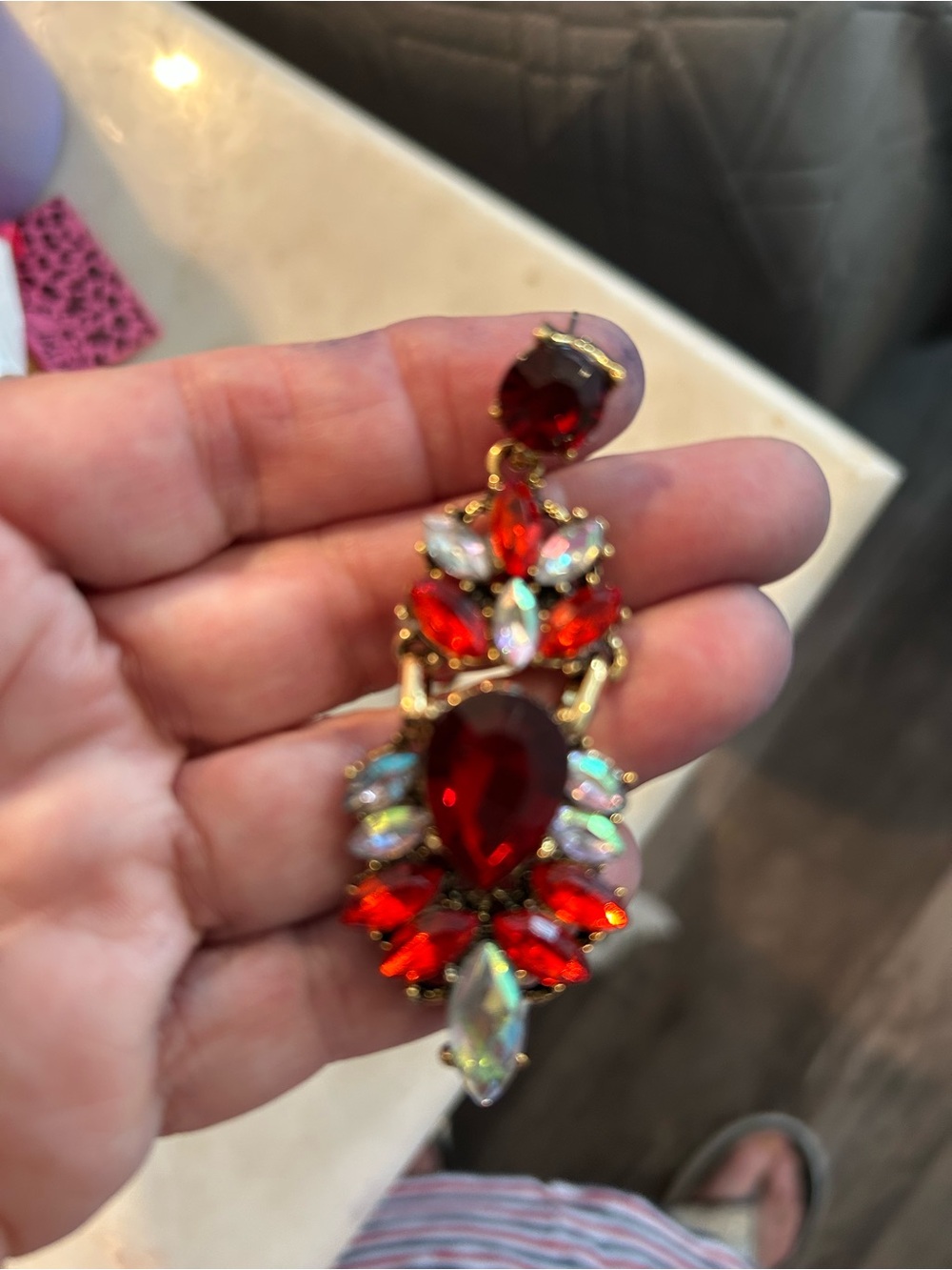 Elegant Red Teardrop Statement Earrings - Gold Tone New. Fl1